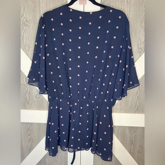 189. NWT City Chic Eloise Top XXL/24 - Picture 4 of 7